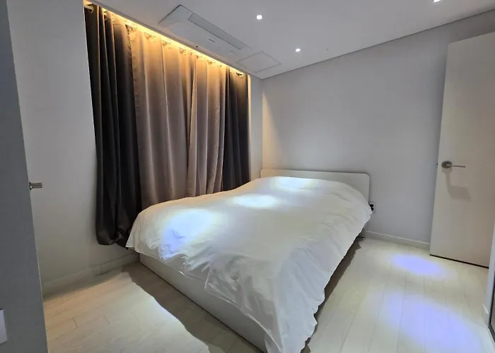 2023 New Build, Super Neat Full Option Appartement